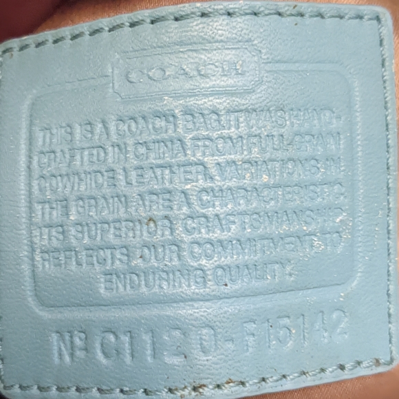 Coach Patent Leather stitched C Tote shoulder bag - Picture 3 of 4